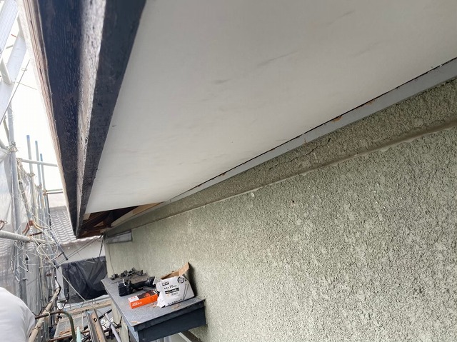 軒天の張り替え工事